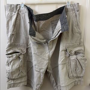 Arizona Jean Company Men's Light Khaki Cargo Shorts